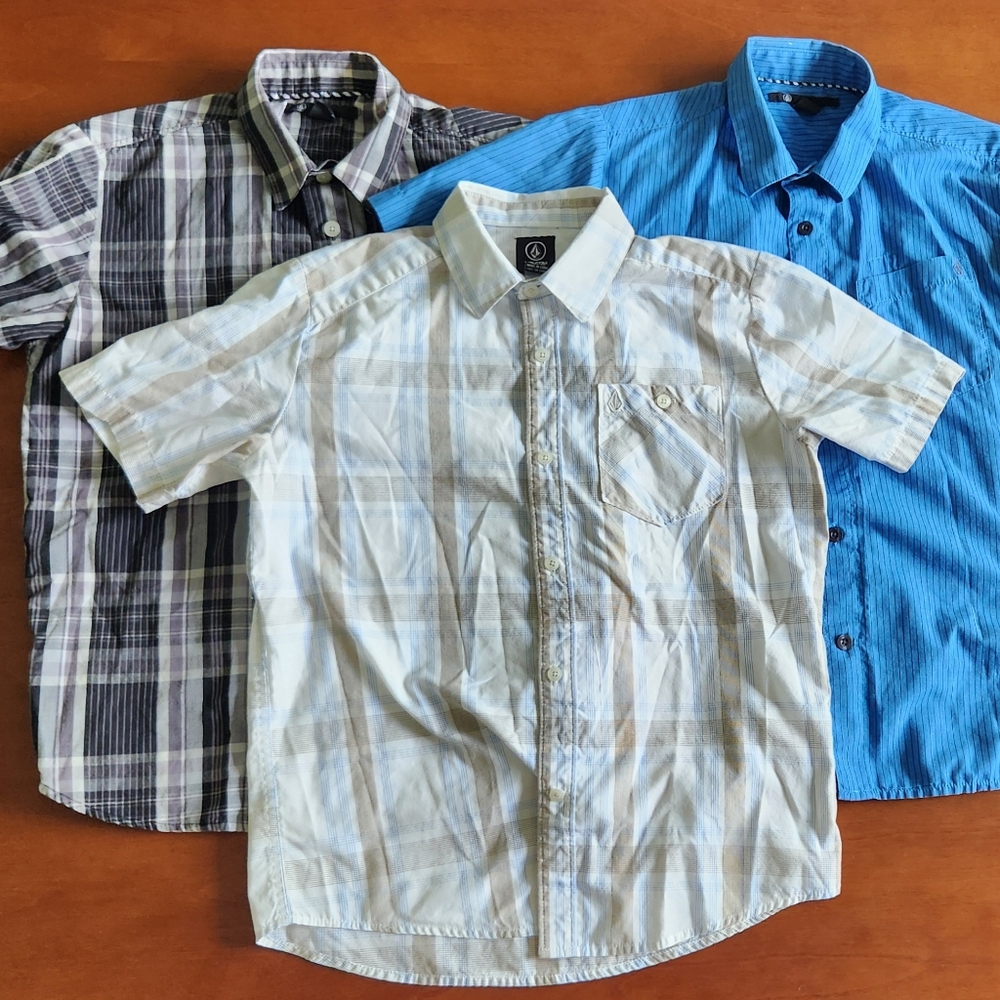 3 Volcolm Button Down Shirts Size 14